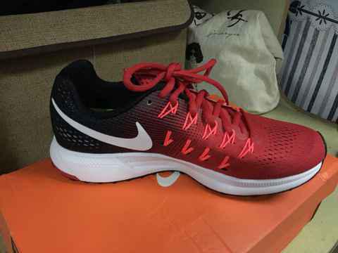 耐克PEGASUS 33开箱图 NIKE PEGASUS 33实物赏析测评