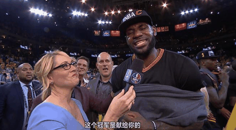 美中不足的是一体式的潮牌品牌鞋舌设计让鞋子非常的难穿（詹姆斯13精英实战测评 Nike LeBron 13怎么样）