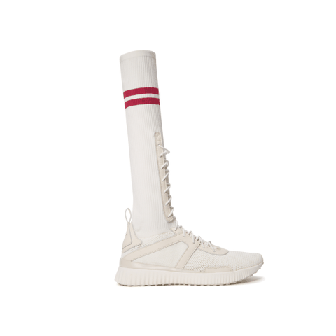定价分别为潮牌信息 ￥1399、￥1599（PUMA x FENTY 长筒鞋款好看吗 PUMA x FENTY 长筒鞋款多少钱）