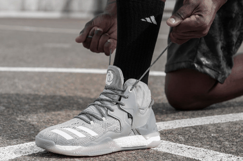 甚至有一潮牌汇潮牌网点挤脚（阿迪达斯罗斯7代怎么样 adidas D Rose 7 Boost实战测评）
