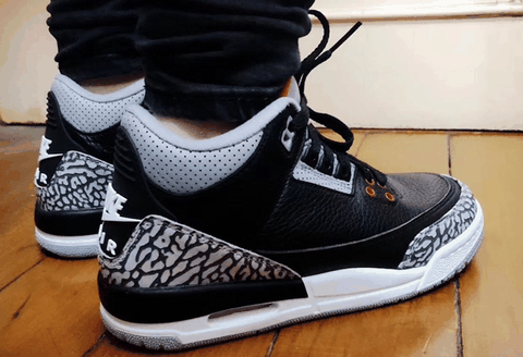 发售价格为潮牌汇潮牌网 $200 美元（AJ3元年复刻版黑水泥配色好看吗 Air Jordan 3 OG “Black Cement”深度赏析）