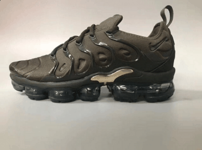 加上橄榄潮牌资讯绿的点缀（耐克VaporMax升级版橄榄配色怎么样 Nike VaporMax Plus“Olive”多少钱）