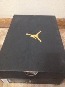 大家除了祝潮牌资讯福就是遗憾（AJ10夏洛特开箱图 AJ10 charlotte实物开箱赏析）