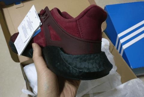 那么这双鞋平时用潮牌商城来压马路效果会怎么样（阿迪达斯EQT系列Support全新黑红配色上脚如何 阿迪达斯EQT系列Support全新黑红配色开箱图）
