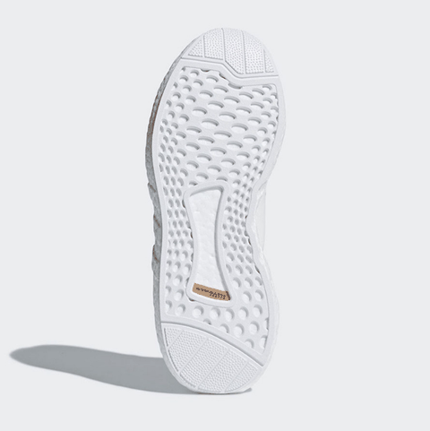 阿迪达斯EQT防水鞋面三重白配色好潮牌看吗 adidas EQT Support 93/17 “Triple White”深度赏析（阿迪达斯EQT防水鞋面三重白配色好看吗 adidas EQT Support 93/17 “Triple White”深度赏析）
