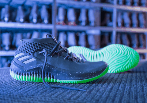 Adidas利拉德Dame4暗光版怎么样潮牌商城 Adidas Dame 4“Glow in the Dark”实战测评（Adidas利拉德Dame4暗光版怎么样 Adidas Dame 4“Glow in the Dark”实战测评）