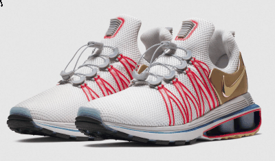 基本已经确定潮牌商城这是一双跑鞋了（Nike Shox Gravity 深度赏析 耐克Shox Gravity 细节欣赏）