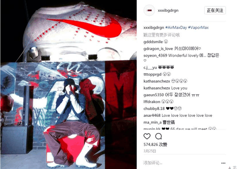  在 Nike Air潮牌 VaporMax 家族中（耐克Air VaporMax灰白配色好看吗 Air VaporMax“Pure Platinum”深度赏析）