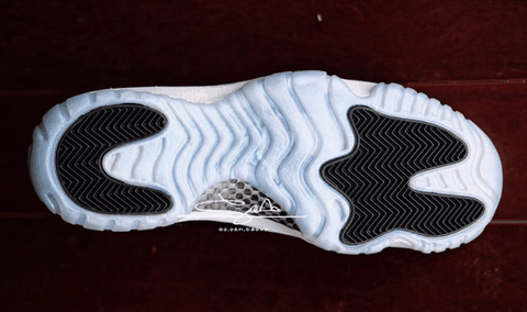 AJ11低帮系列漆皮墨绿配色好看潮牌汇潮牌网店吗 Air Jordan 11 Low “Emerald” 美图欣赏（AJ11低帮系列漆皮墨绿配色好看吗 Air Jordan 11 Low “Emerald” 美图欣赏）