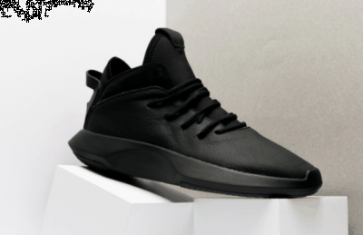 塑造柔软的皮革结潮牌商城构令著用舒适感提升（adidas Crazy 1 ADV 暗黑配色怎么样 adidas Crazy 1 ADV 暗黑配色多少钱）