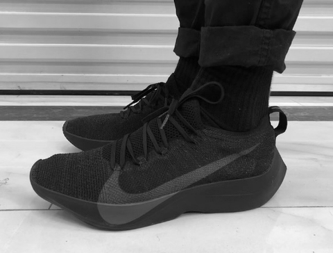 鞋面与气垫潮牌商城直接贴合（Zoom Vapor Street Flyknit 深度赏析 耐克Vapor Street Flyknit 怎么样）