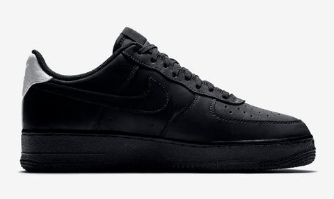 让我不得潮牌不爱啊（耐克AF1黑白配色好看吗 Nike Air Force 1 Low “Split”深度赏析）
