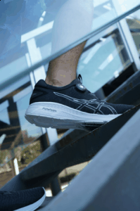 ASICS Dynamis俨然就潮牌品牌是你的训练首选（亚瑟士Dynamis怎么样 ASICS Dynamis实战测评）