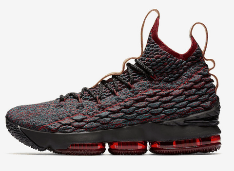 NIKE LEBRON 15 骑士配色好看吗潮牌汇潮牌网店 耐克勒布朗15代骑士配色多少钱（NIKE LEBRON 15 骑士配色好看吗 耐克勒布朗15代骑士配色多少钱）