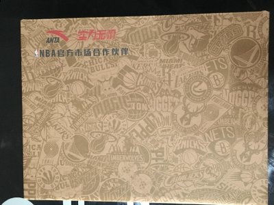  ANTA隆多5脚感如潮牌何 上脚感觉一般（ANTA隆多5芝加哥开箱图 安踏RR5芝加哥配色实物开箱）