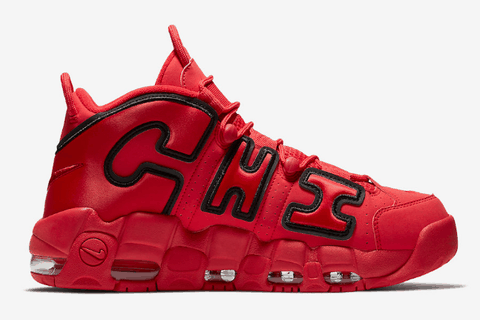  Nike Air More Uptempo深度赏析 完美的大红色的侧面 另一个侧面 正面的样子潮牌汇潮牌网也好看 俯视图也还行 背面的Logo 鞋底的纹路 Nike Air More Uptempo发售信息 预计将于年底的 12 月 20 日发售（皮蓬大AIR芝加哥大红配色怎么样 Nike Air More Uptempo深度赏析）