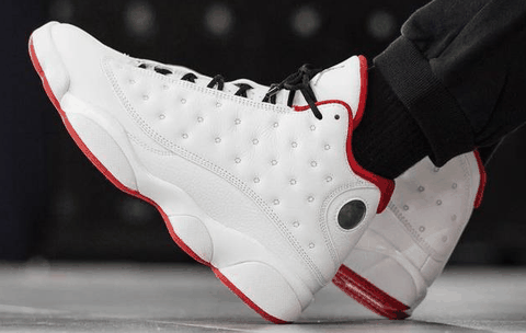 AJ13白红色好看吗 AJ13 History of Flight多少钱