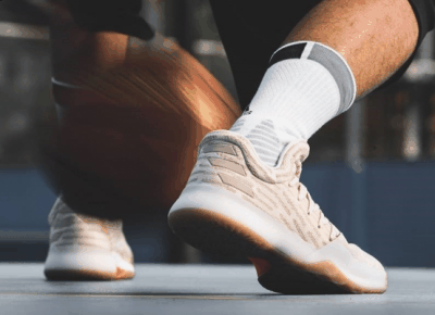 鞋头的外罩是整对潮牌品牌Harden Vol.1的特色之一（adidas哈登一代浅色款赏析测评 Harden Vol.1 深度赏析）