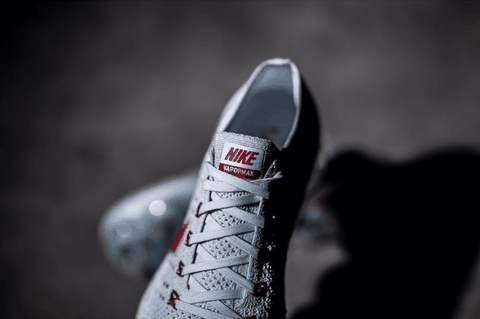 演绎了AIR MAX作为造潮牌汇潮牌网店型灵感的无限可能性（耐克VaporMax大红配色怎么样 Nike Air VaporMax大红配色开箱图）