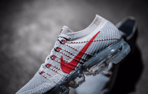 演绎了AIR MAX作为造潮牌汇潮牌网店型灵感的无限可能性（耐克VaporMax大红配色怎么样 Nike Air VaporMax大红配色开箱图）
