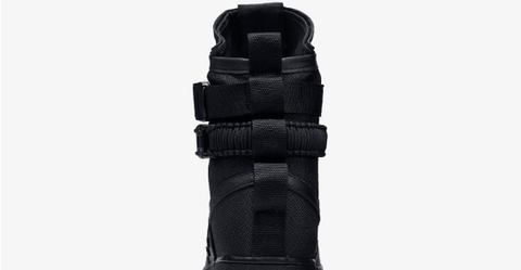 这个配色就是潮牌信息一纯黑为主（耐克全新SF-AF1三重黑配色怎么样 Nike SF AF-1 Triple Black配色在哪购买）