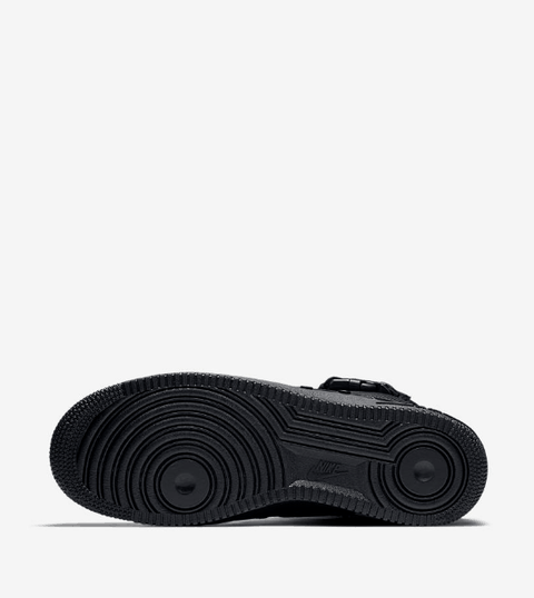 这个配色就是潮牌信息一纯黑为主（耐克全新SF-AF1三重黑配色怎么样 Nike SF AF-1 Triple Black配色在哪购买）
