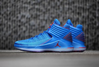 辨识度极高！ 以拉塞尔·威斯布鲁潮牌品牌克名字命名的 Air Jordan 32 终于将迎来正式发售（AJ32“Russ”威少专属配色怎么样 Air Jordan 32 “Russ”开箱图）