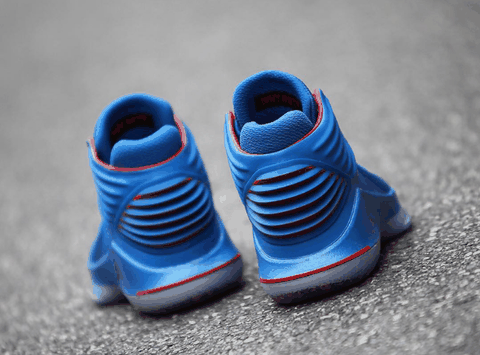辨识度极高！ 以拉塞尔·威斯布鲁潮牌品牌克名字命名的 Air Jordan 32 终于将迎来正式发售（AJ32“Russ”威少专属配色怎么样 Air Jordan 32 “Russ”开箱图）