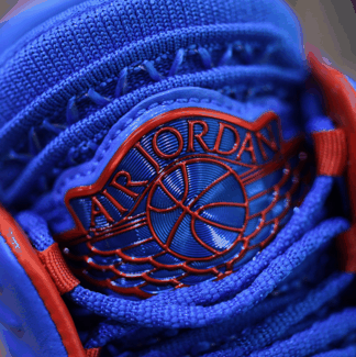 辨识度极高！ 以拉塞尔·威斯布鲁潮牌品牌克名字命名的 Air Jordan 32 终于将迎来正式发售（AJ32“Russ”威少专属配色怎么样 Air Jordan 32 “Russ”开箱图）