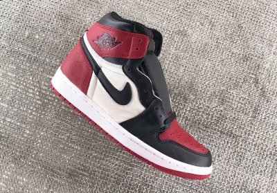 打造了全然一潮牌商城新的独特配色（AJ1“Bred Toe”实物细节一览 AJ1红黑脚趾赏析）