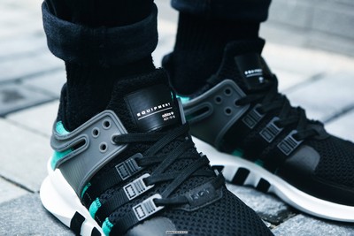  adidas originals eqt 这个系列怎么样 adida潮牌品牌s originals eqt 2017对原始版本的EQT精神做出了致敬和挑战（阿迪EQTADV Black/Royal 配色好看吗 adidas Originals EQT Cushion ADV Black/Royal 配色多少钱）