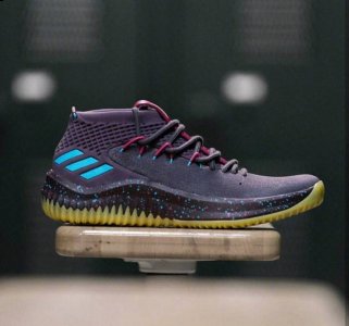 鞋面以深潮牌汇潮牌网店灰色覆盖（Adidas 利拉德Dame 4暗光版怎么样 Adidas Dame 4“Glow in the Dark”深度赏析）