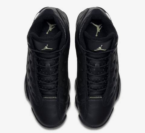  AJ13 珍珠鱼皮版本好看吗 侧面很好看 鞋底的纹路也相当不错 俯视图也很好看潮牌资讯 Air Jordan 13“Altitude”发售信息 Air Jordan 13 Altitude Black/Altitude Green 发售时间：2017.12.21 货号：414571-042 发售价：$190 （AJ13 珍珠鱼皮版本怎么样 Air Jordan 13“Altitude”发售信息）