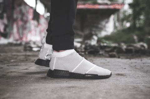 并将 GORE-TEX? 防水面料潮牌资讯注入 Primeknit 编织鞋面之中（NMD CS1联名GTX系列好看吗 NMD CS1 x GORE-TEX®系列深度赏析）
