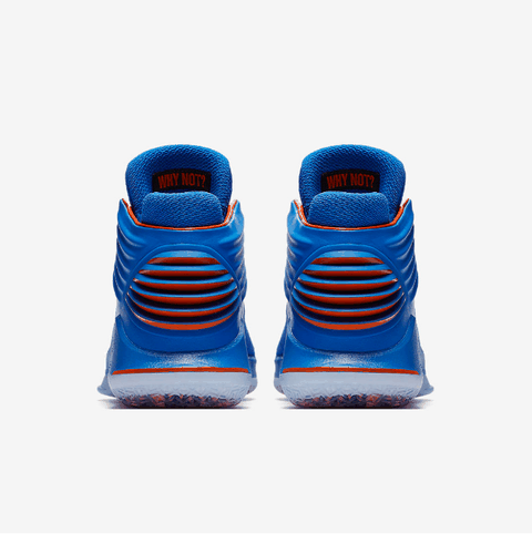  Air Jordan 32 “Why Not”深度赏析 侧面潮牌 背面的条纹 鞋底纹路也可以 俯视图 鞋内的WHY NOT （AJ32“Why Not”威少专属版本怎么样 Air Jordan 32 “Why Not”深度赏析）