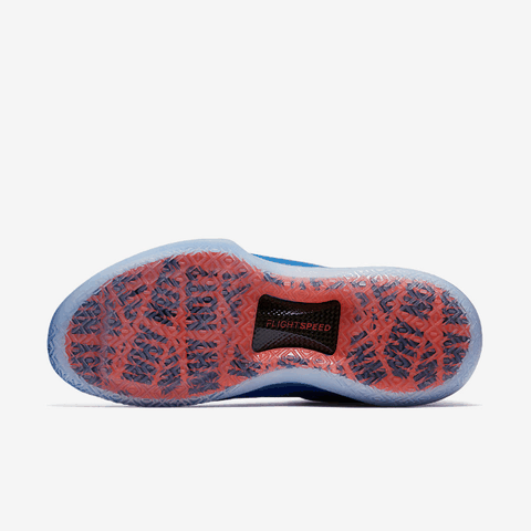  Air Jordan 32 “Why Not”深度赏析 侧面潮牌 背面的条纹 鞋底纹路也可以 俯视图 鞋内的WHY NOT （AJ32“Why Not”威少专属版本怎么样 Air Jordan 32 “Why Not”深度赏析）