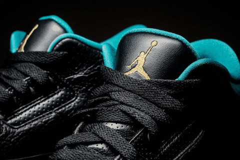 全皮质的外观让这潮牌商城双鞋显得更加时尚（AJ3 GS Rio Teal开箱图 Air Jordan 3 GS “Rio Teal”实物开箱）