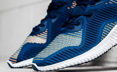 KITH x adidas 水晶白怎么样潮牌商城 KITH x adidas “Crystal White”好看吗（KITH x adidas 水晶白怎么样 KITH x adidas “Crystal White”好看吗）