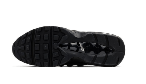 因为它的轻便潮牌资讯又不失大气（Nike Air Max 95 Premium SE好看吗 Nike Air Max 95 Premium SE多少钱）