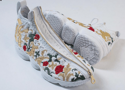 lbj15花卉开箱图 詹姆潮牌资讯斯15代“Floral” 实物开箱（lbj15花卉开箱图 詹姆斯15代“Floral” 实物开箱）