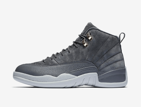 每球都刺穿潮牌商城对手心脏（AJ12 灰麂皮 “Dark Grey” 配色好看吗 Air Jordan 12 “Dark Grey” 深度赏析）