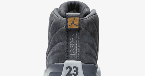 每球都刺穿潮牌商城对手心脏（AJ12 灰麂皮 “Dark Grey” 配色好看吗 Air Jordan 12 “Dark Grey” 深度赏析）