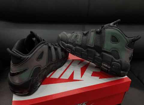 大家可以在一些网站中多关注潮牌资讯nike air more uptempo全掌的信息包括货源等（Air More Uptempo女生专属“Reflective” 配色好看吗 Nike Air More Uptempo“Reflective” 深度赏析）