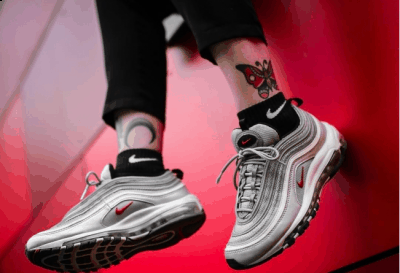 近期你将有原价入手的机会了！潮牌资讯 这款银子弹 Air Max 97 将于 11 月 27 日再次补货（Nike Air Max 97银子弹配色怎么样 Nike Air Max 97银子弹配色多少钱）