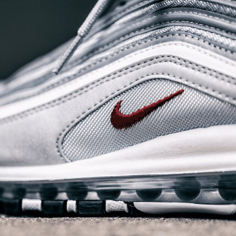 近期你将有原价入手的机会了！潮牌资讯 这款银子弹 Air Max 97 将于 11 月 27 日再次补货（Nike Air Max 97银子弹配色怎么样 Nike Air Max 97银子弹配色多少钱）