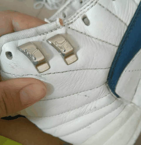 AJ12是一双真潮牌商城正的篮球鞋（AJ12拆解细图 AJ12实战分析）