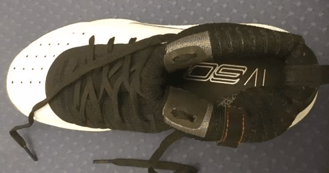库里4代战靴偏码么 UA Curry 4 上脚细节测评
