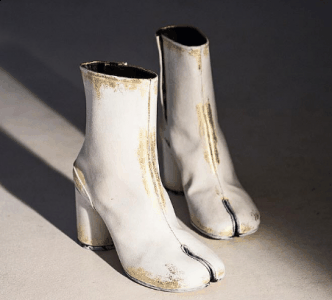 不过既然Mais潮牌品牌on Margiela这么出名（Maison Margiela 分趾靴好看么 Maison Margiela 分趾靴在哪里买）