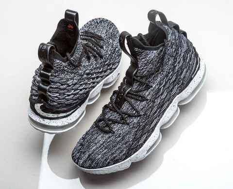 Nike LeBron 15首发灰烬色多少钱 詹姆斯15代
