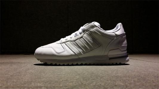 阿迪达斯ZX700怎么样 阿迪达斯ZX700舒服吗